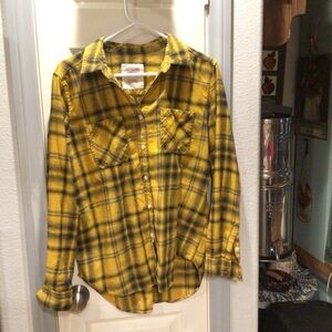 Mossimo Supply Co. Yellow Plaid Button-Down Shirt